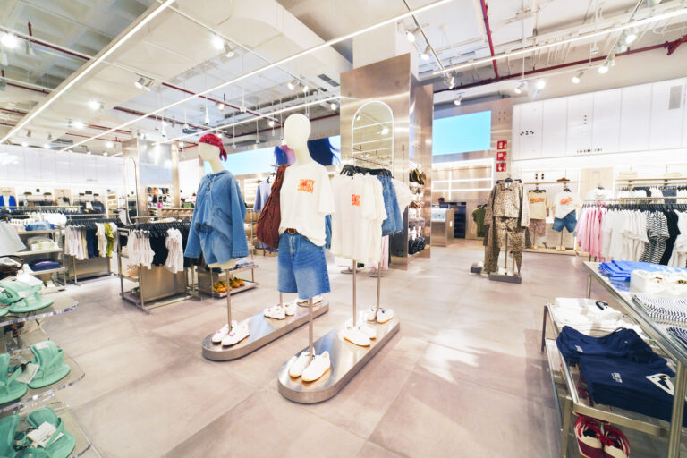 Bershka y Pull & Bear abrieron sus puertas nuevamente en el Sambil