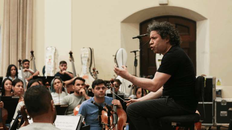 La Orquesta Sinfónica Simón Bolívar tocará en conciertos de Coldplay