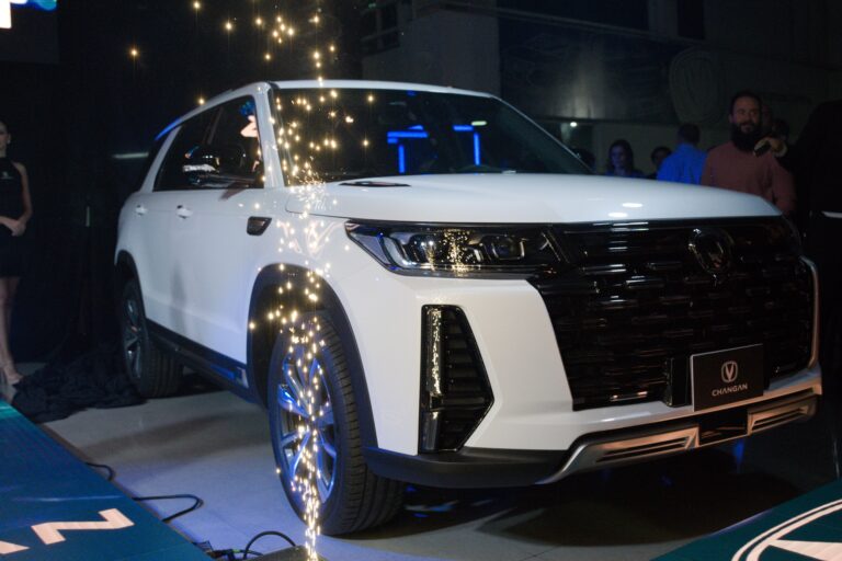 Changan presentó dos nuevos vehículos en el país