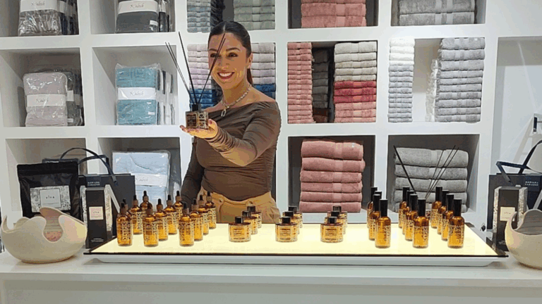 Kalosh invita a conocer su nuevo aroma textil «Sandal Wood»