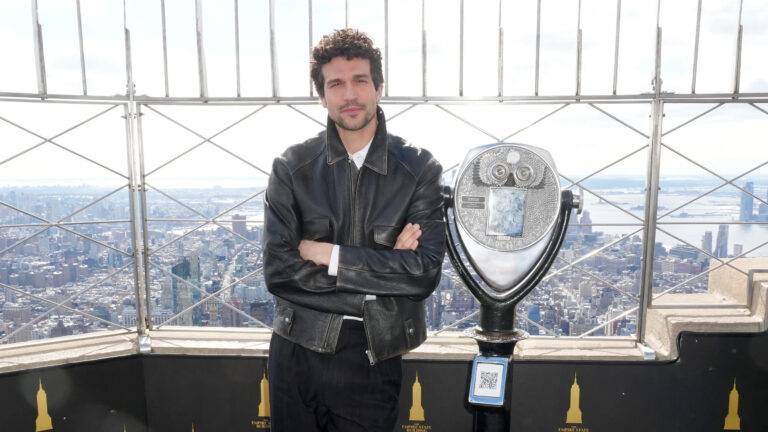 5 cosas que no sabías de Paul Anthony Kelly, el «nuevo novio del internet»