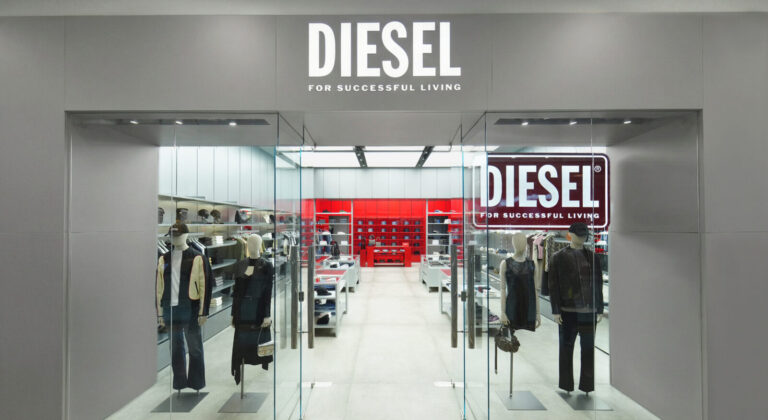 Diesel abre nueva tienda en el Sambil Chacao