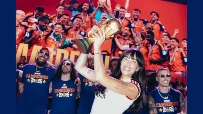 Aitana le da ritmo a los Campeones del Mundial de Fútbol con su tema «Superestrella»