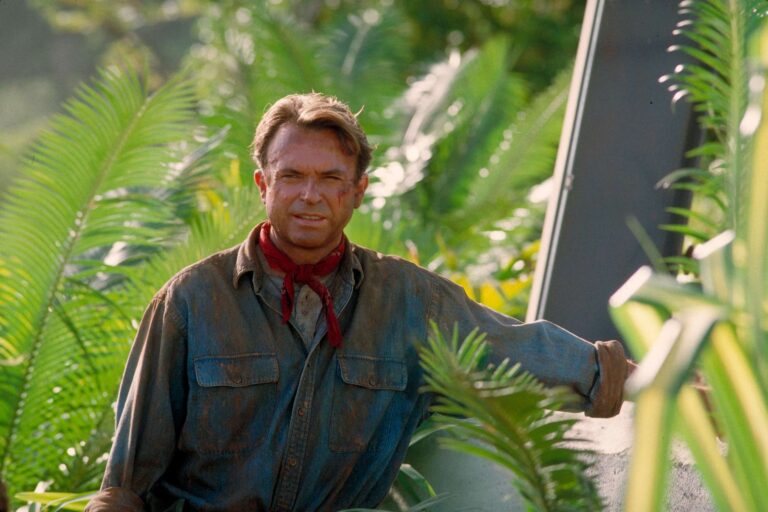 El legado de un caballero de la pantalla: 5 películas imprescindibles de Sam Neill